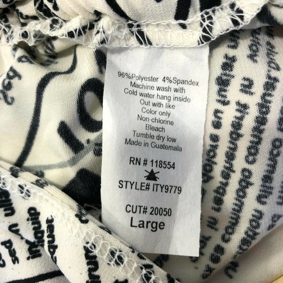 Occasion Graphic Top Newsprint - Picture 3 of 6